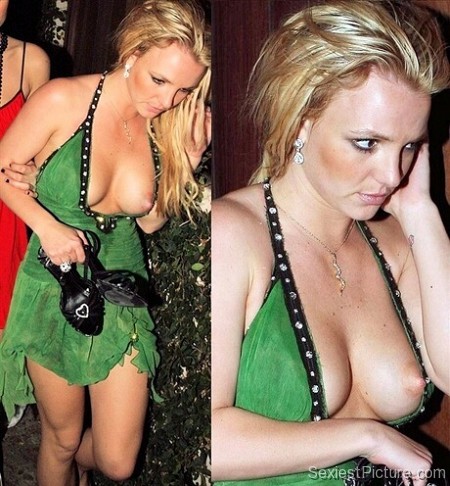 Britney Spears nip slip boobs big tits wardrobe malfunction oops