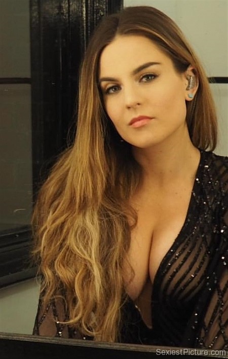 Jojo boobs big tits cleavage backstage