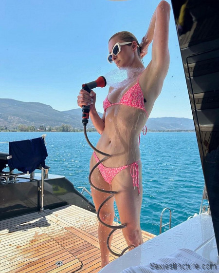 Paris Hilton Sexy Tits and Legs Thong Bikini