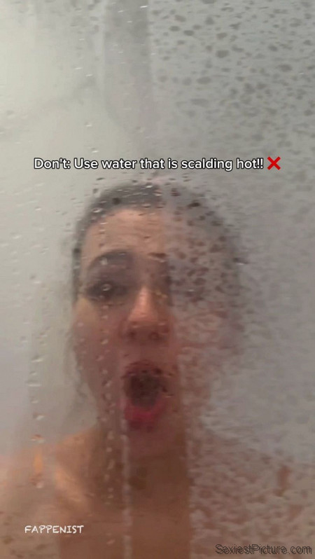 Victoria Justice Sexy in the Shower