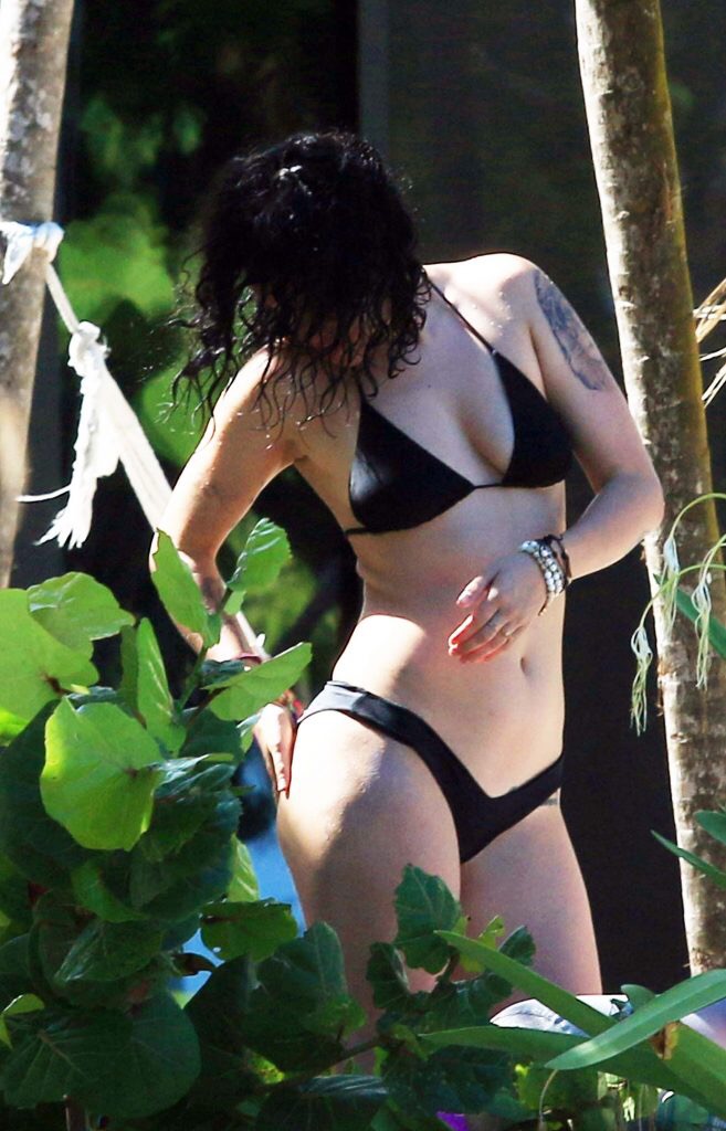 Rumer Willis Sexy Thong Bikini Celebrity Leaks Scandals