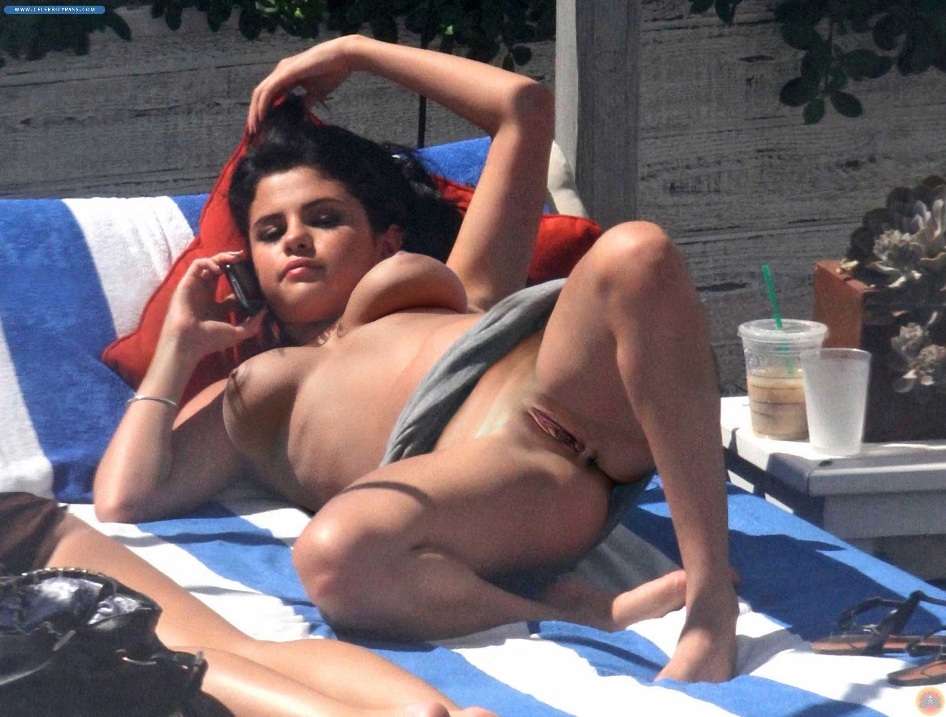 Selena gomez nude sunbathing