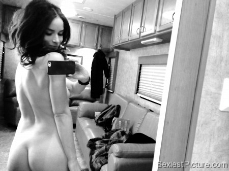 Abigail Spencer nude naked selfie leaked fappening boobs ass