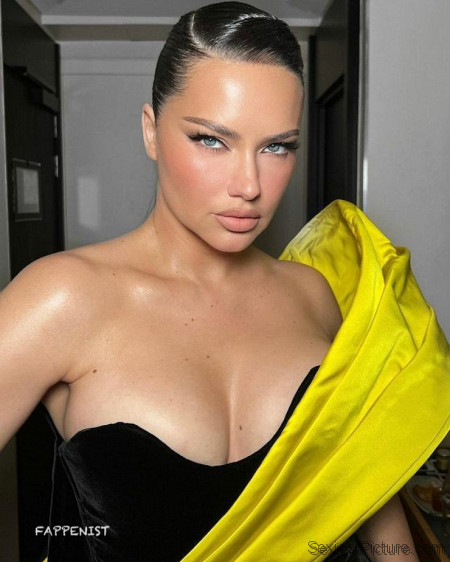 Adriana Lima Big Tits