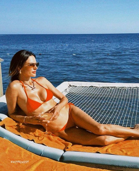 Alessandra Ambrosio Big Tits Thong Bikini Body