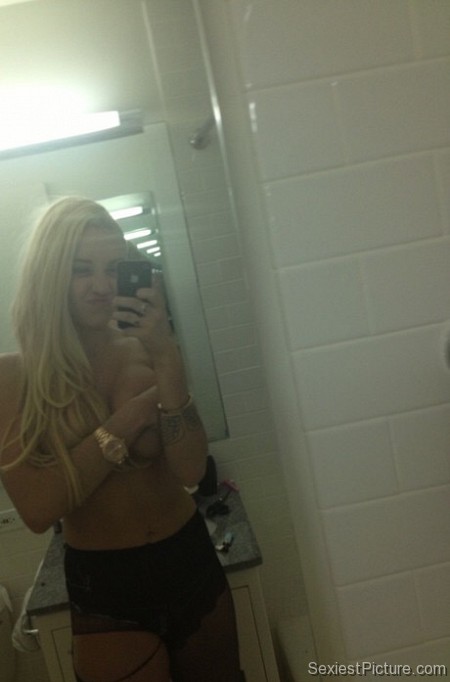Amanda Bynes Nude Topless Boobs Big Tits Lingerie Selfie Leaked
