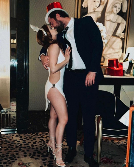 Ariel Winter Sexy New Years