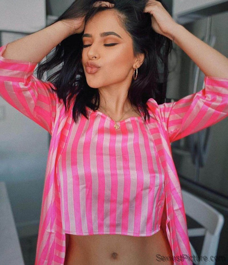 Becky G Nude and Sexy Photo and Video Collection