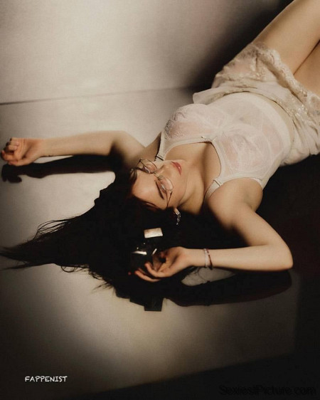 Billie Eilish Big Tits Underwear New Photoshoot