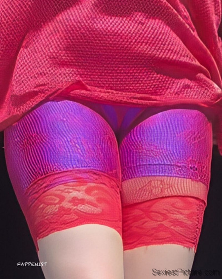 Billie Eilish Pussy and Ass