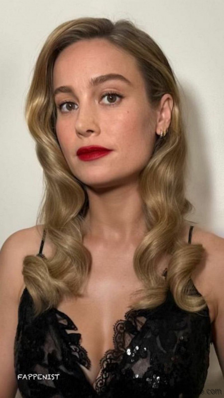 Brie Larson Tits