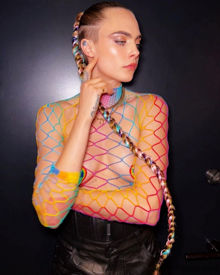 Cara Delevingne Boobs