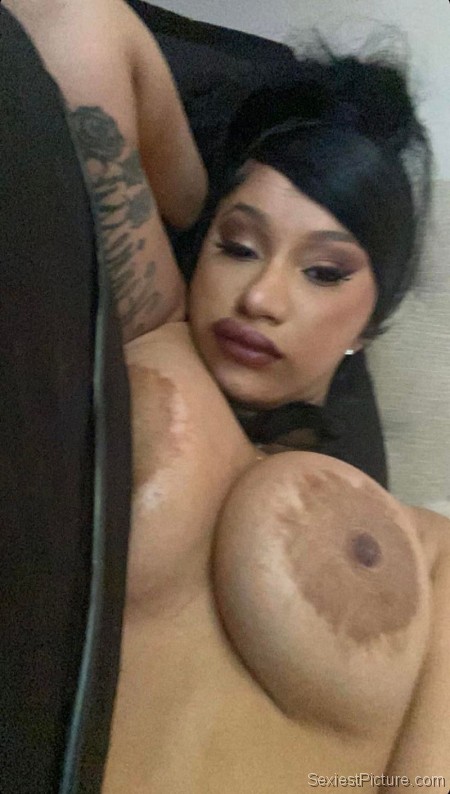 Cardi B Nude