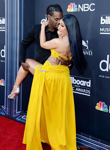 Cardi B Sexy at the Billboard Music Awards