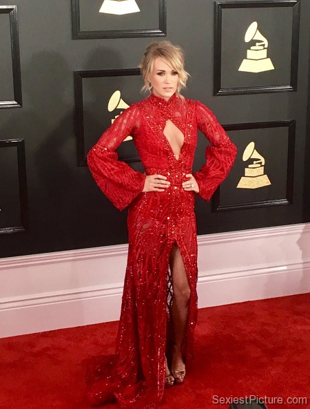 Carrie Underwood dress Grammys 2017 red carpet