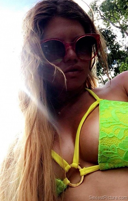 Chanel West Coast bikini selfie