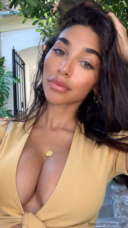 Chantel Jeffries Braless Big Tits