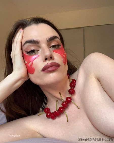 Charli Howard Topless Big Tits
