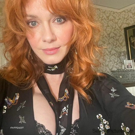 Christina Hendricks Big Tits