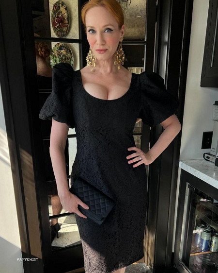 Christina Hendricks Big Tits