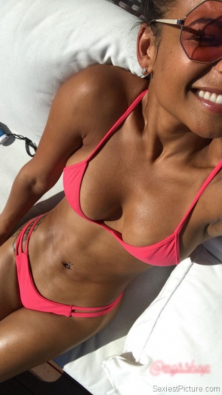 Christina Milian sexy bikini selfie