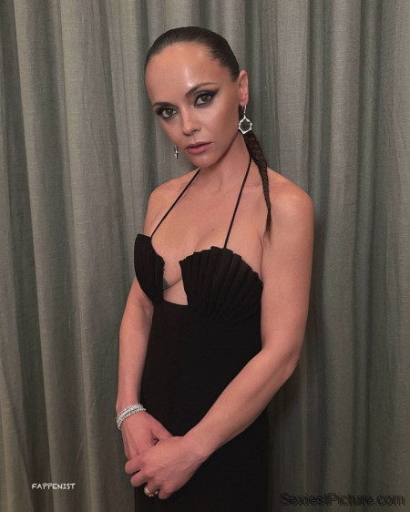 Christina Ricci Tits