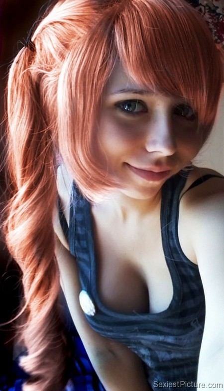 Cute sexy redhead teen big tits cleavage
