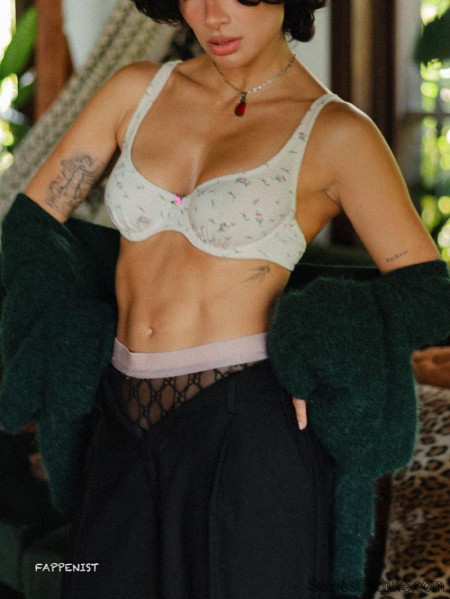 Diane Guerrero Big Tits New Photoshoot