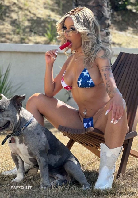 Doja Cat Big Tits Sucking on a Popsicle