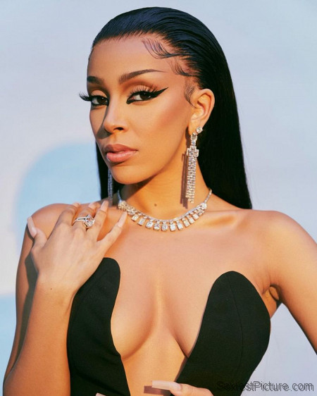 Doja Cat Big Tits