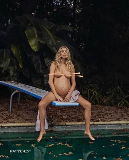 Elsa Hosk Nude Pregnant