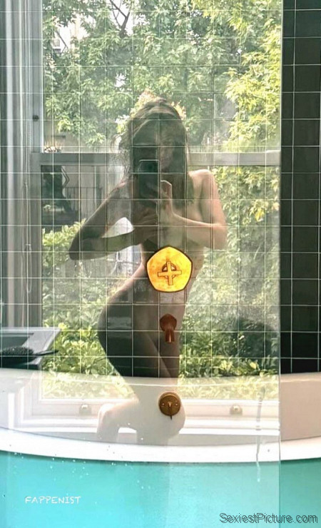 Emily Ratajkowski Naked at Home