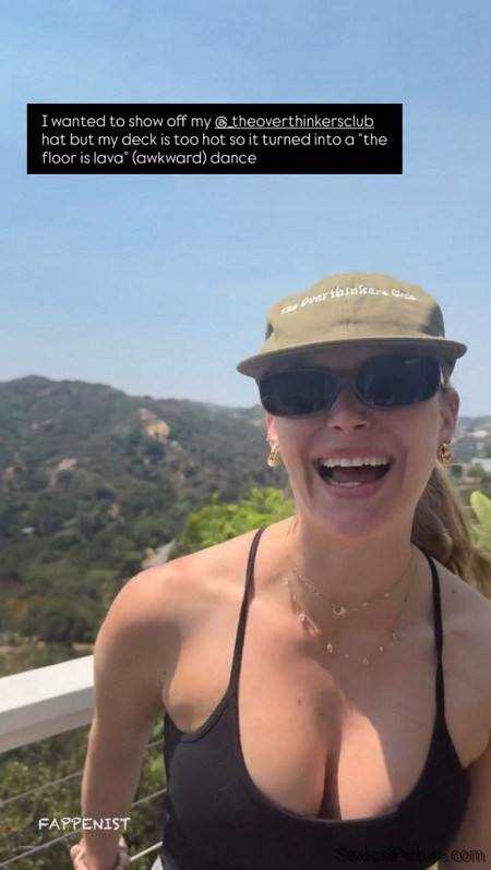 Erin Moriarty Tits