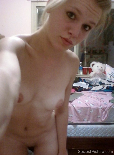 Full body nude in my room