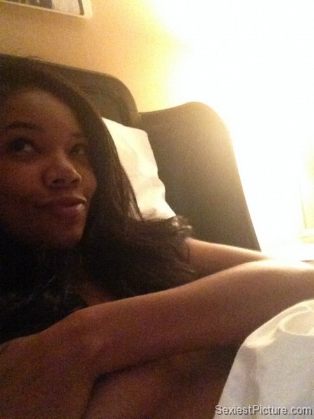 Right! Tits selfie bed sorry Tits selfie bed not