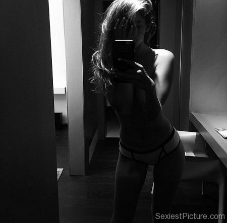 Gigi Hadid nude topless boobs panties new instagram
