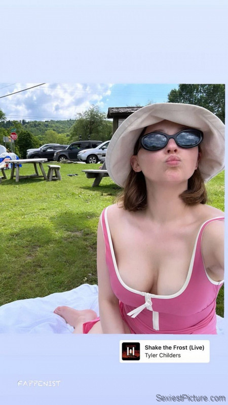Haley Bennett Big Tits Nipples Pokies