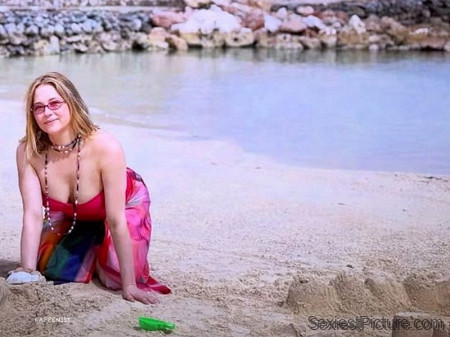 Haley Bennett Tits