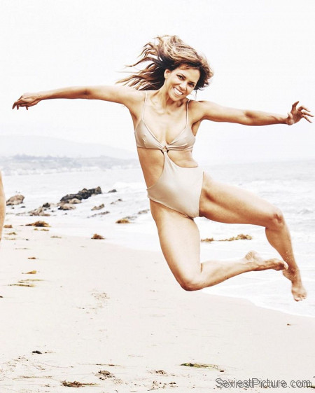Halle Berry Sexy Swimsuit