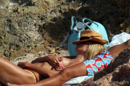 Heidi Klum nude beach topless boobs big tits paparazzi