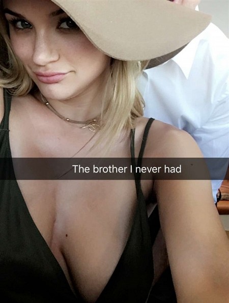 Hunter Haley King boobs big tits cleavage snapchat leak