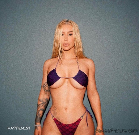 Iggy Azalea Tits