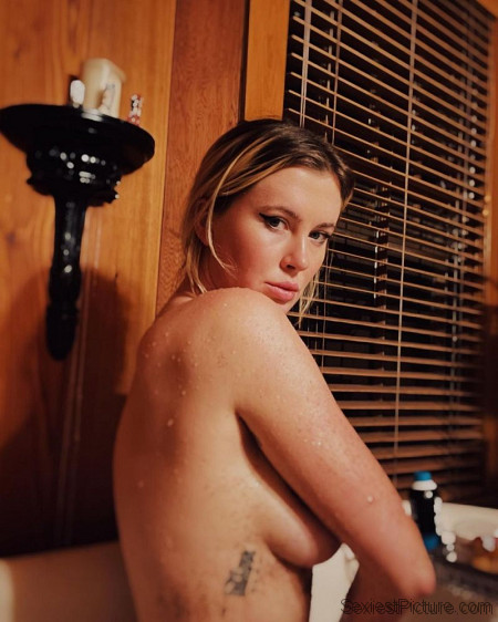 Ireland Baldwin Nude