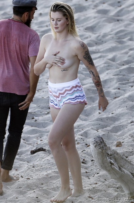 Ireland Baldwin topless