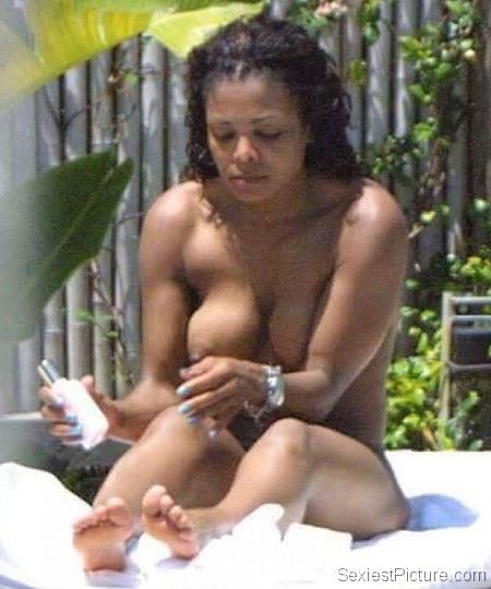 Janet Jackson Nude Photo Collection