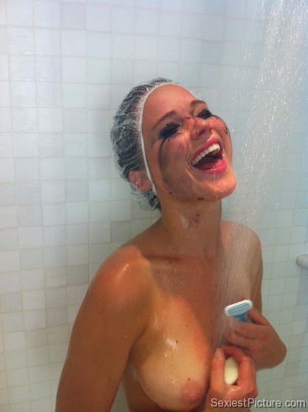 Jennifer Lawrence nude showering photo