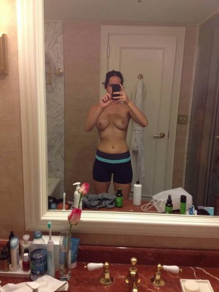 Jennifer Lawrence nude topless hotel bathroom selfie boobs big tits fappening leak