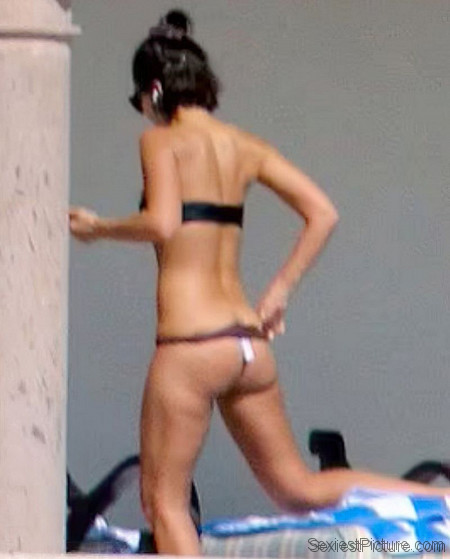 Jessica Alba Tits and Ass