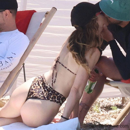 Jessica Biel Sexy Ass Thong Bikini