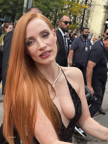 Jessica Chastain Braless Big Tits